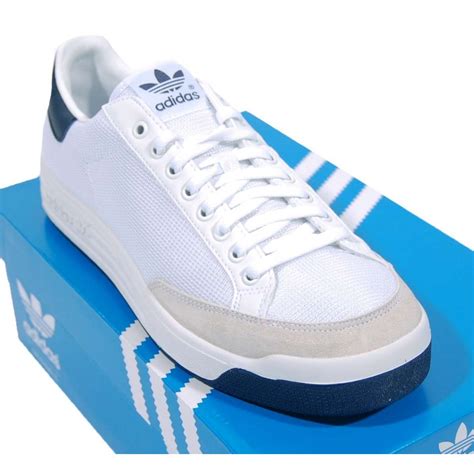 Men's White Rod Laver Shoes .